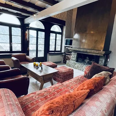 Exclusive 160mq Castle In Davos